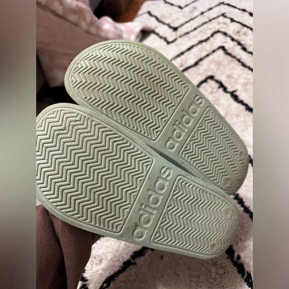 Blue adidas slides​​ - Picture 5 of 5